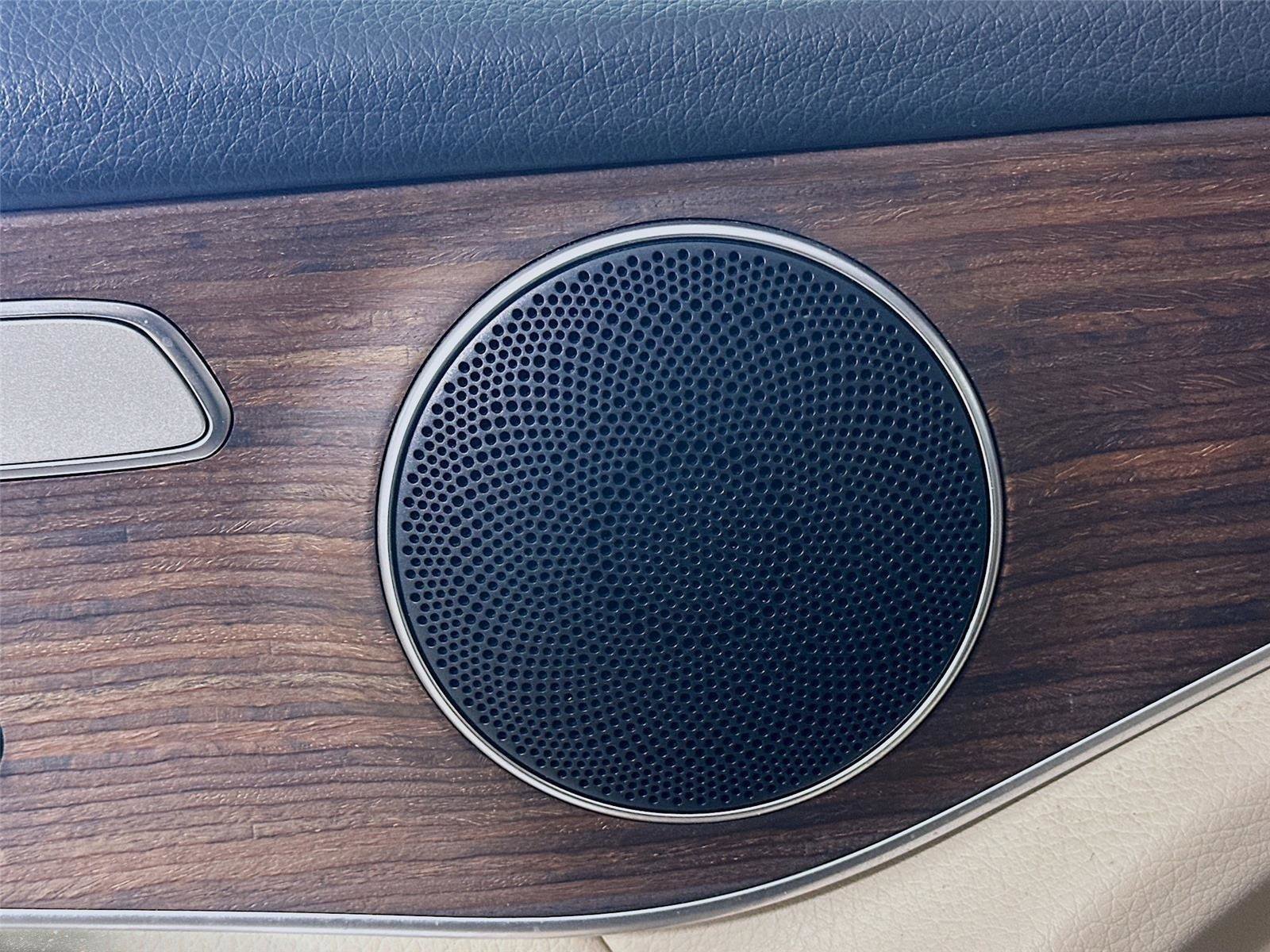 Used 2022 Mercedes-Benz GLC 300 4MATIC image 25