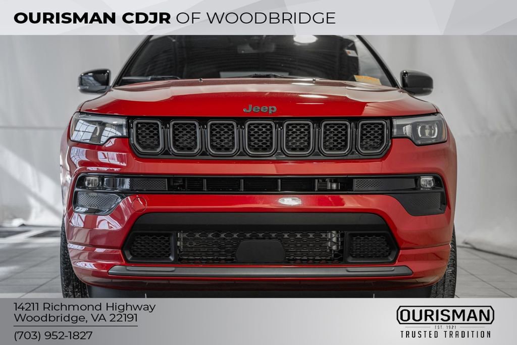 Certified 2024 Jeep Compass Limited w/ High Altitude Package image 2