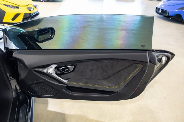 Used 2016 Lamborghini Huracan LP 580-2 image 24