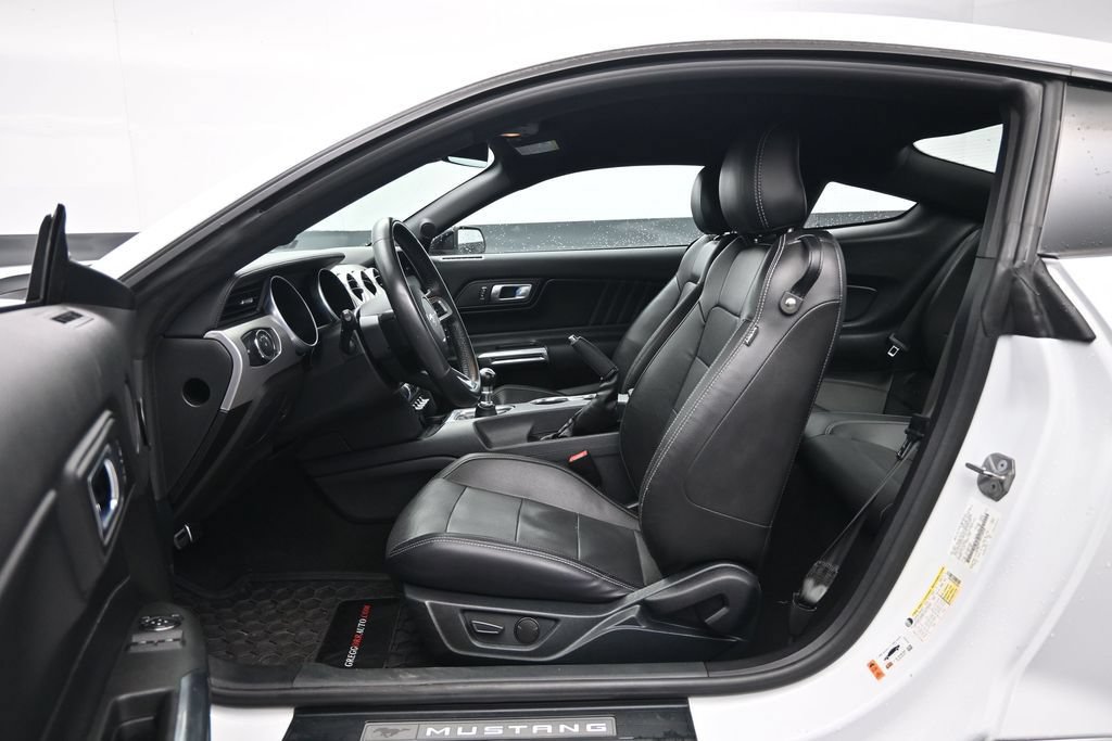 Used 2022 Ford Mustang GT Premium w/ Black Accent Package RWD image 25