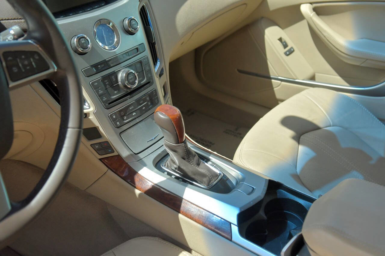 Used 2012 Cadillac CTS Luxury RWD image 25