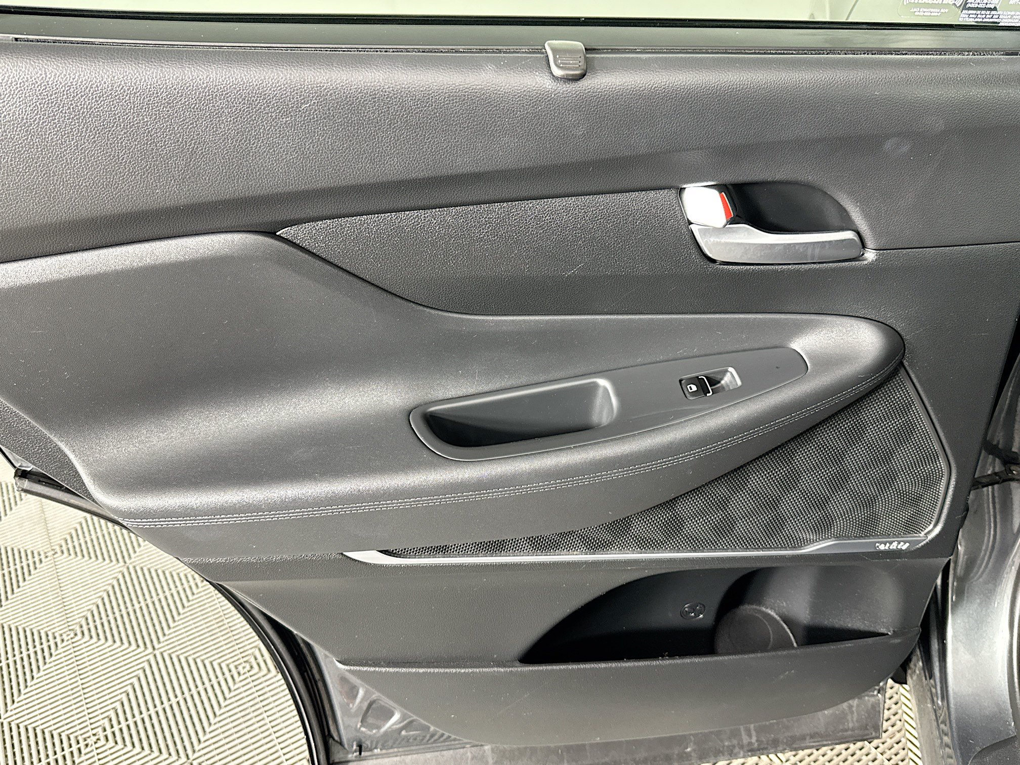 Used 2019 Hyundai Santa Fe SEL w/ Cargo Package FWD image 25