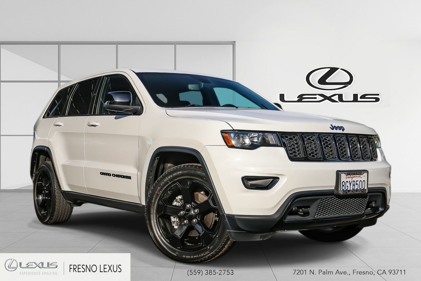 Used 2018 Jeep Grand Cherokee Laredo image 1