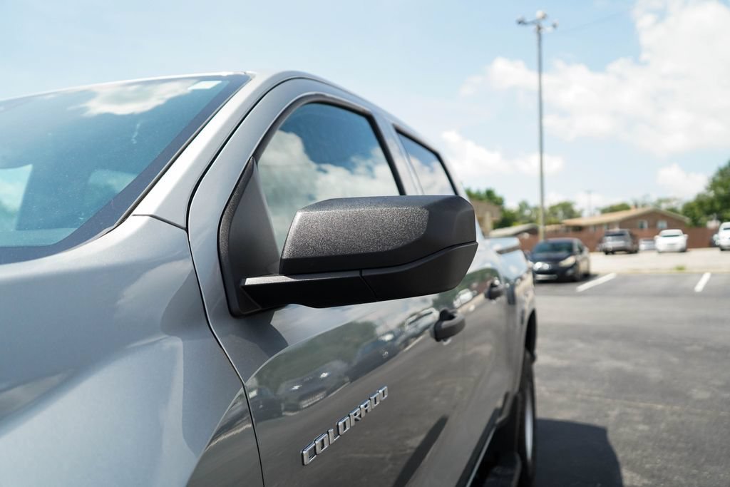 Used 2025 Chevrolet Colorado W/T RWD image 24