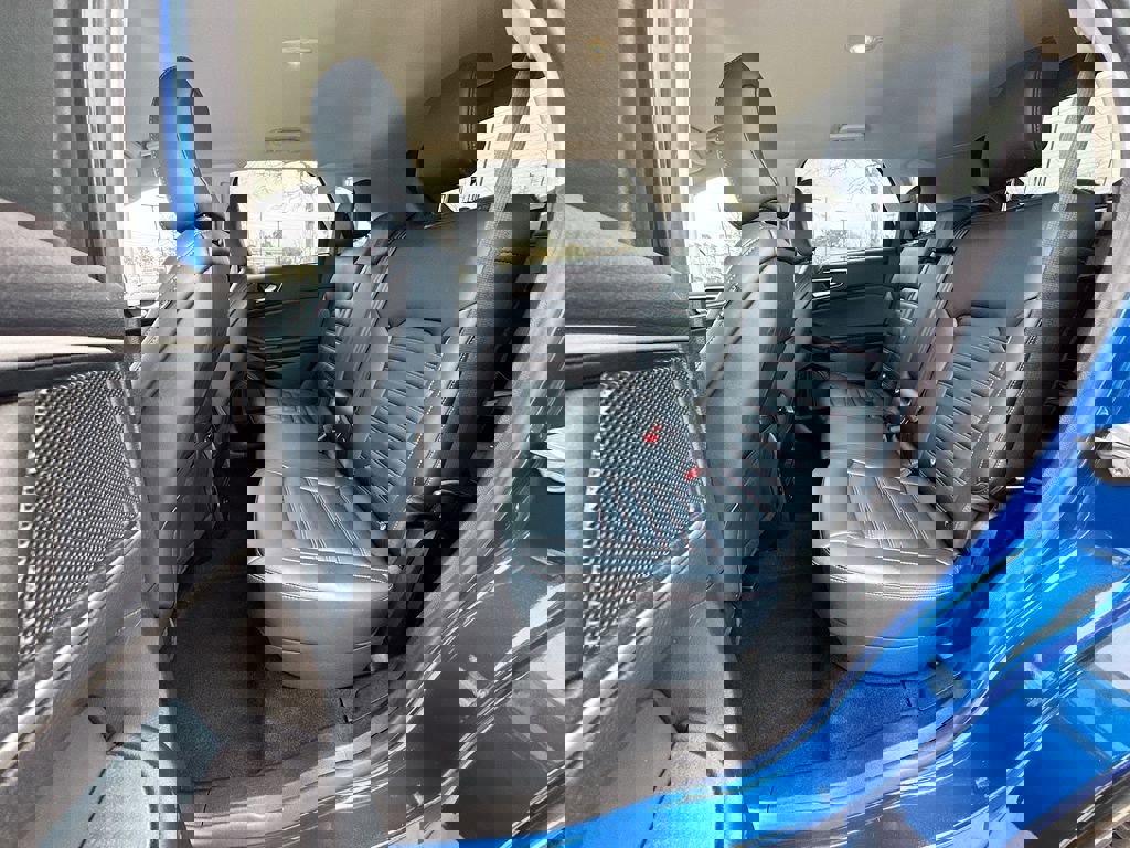 Used 2022 Ford Edge SEL w/ Sport Appearance Package image 31