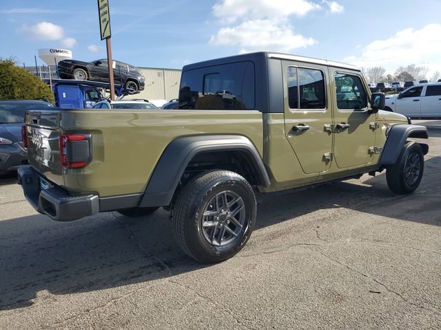 Certified 2025 Jeep Gladiator Sport image 8