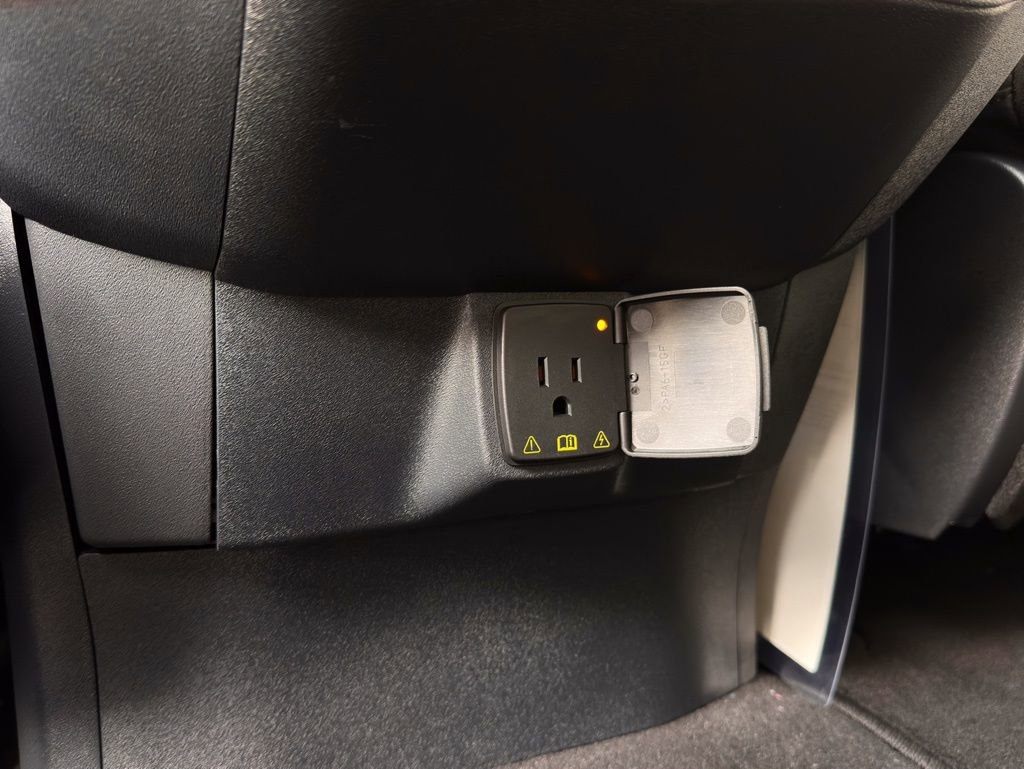 New 2025 Ford Expedition Active image 78