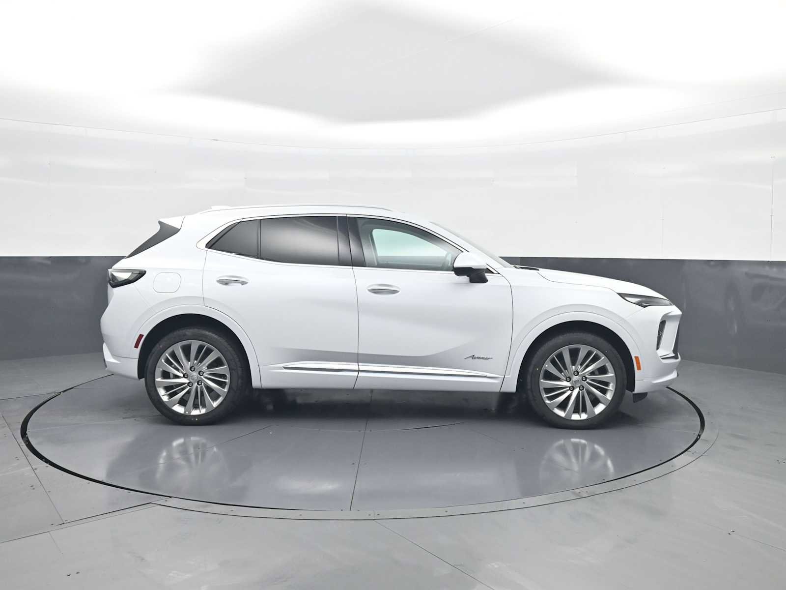 New 2026 Buick Envision Avenir image 9