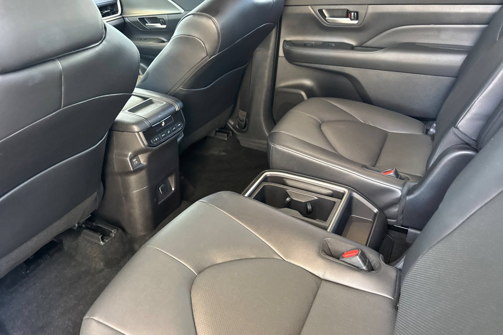 Certified 2025 Toyota Grand Highlander AWD Hybrid image 15