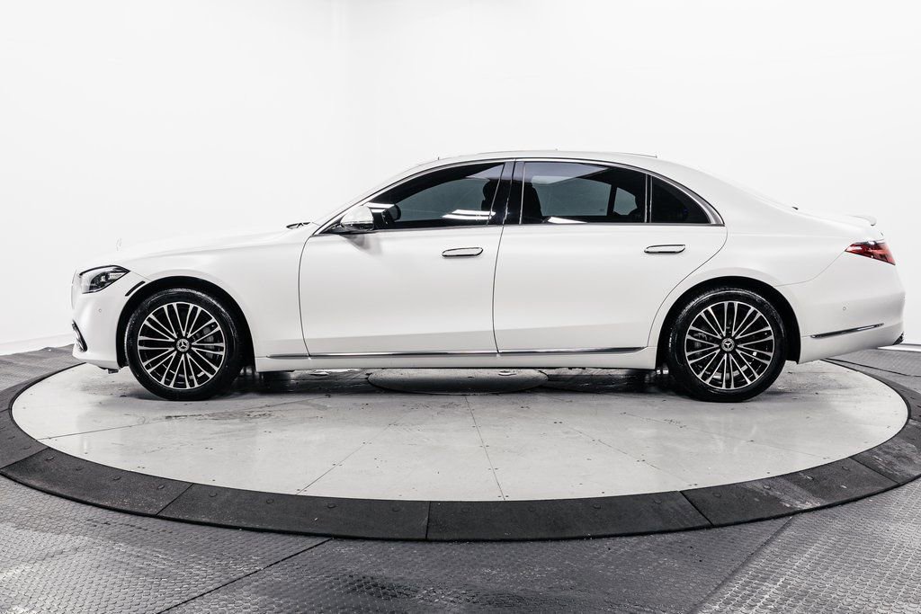 Used 2024 Mercedes-Benz S 580 4MATIC Sedan image 4