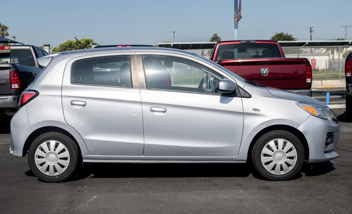 Used 2021 Mitsubishi Mirage LE FWD image 4