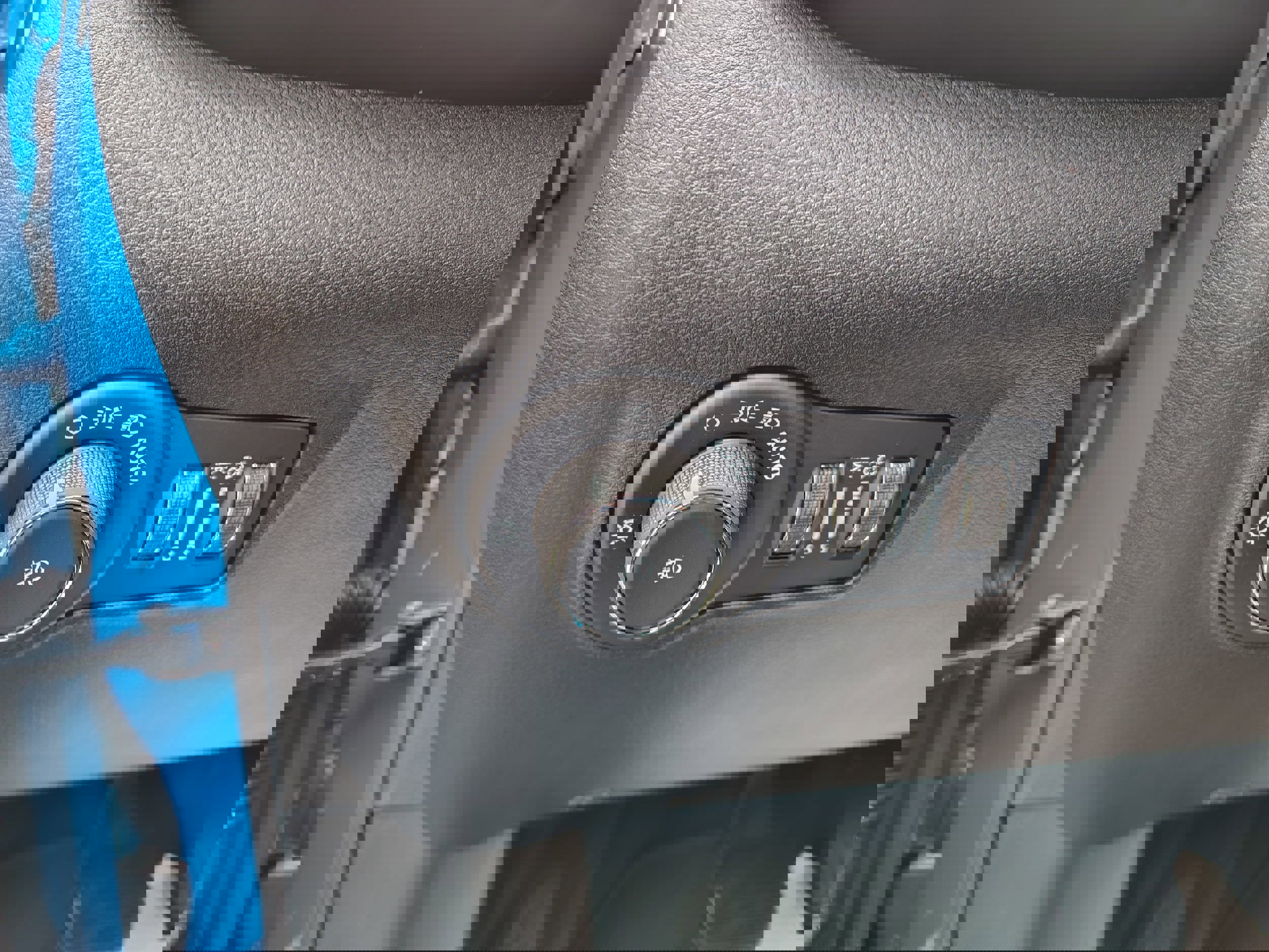 New 2026 Jeep Compass Limited image 13