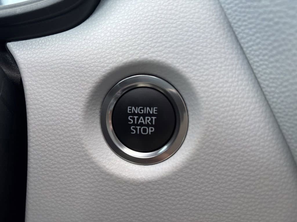 Used 2024 Toyota Corolla SE image 25