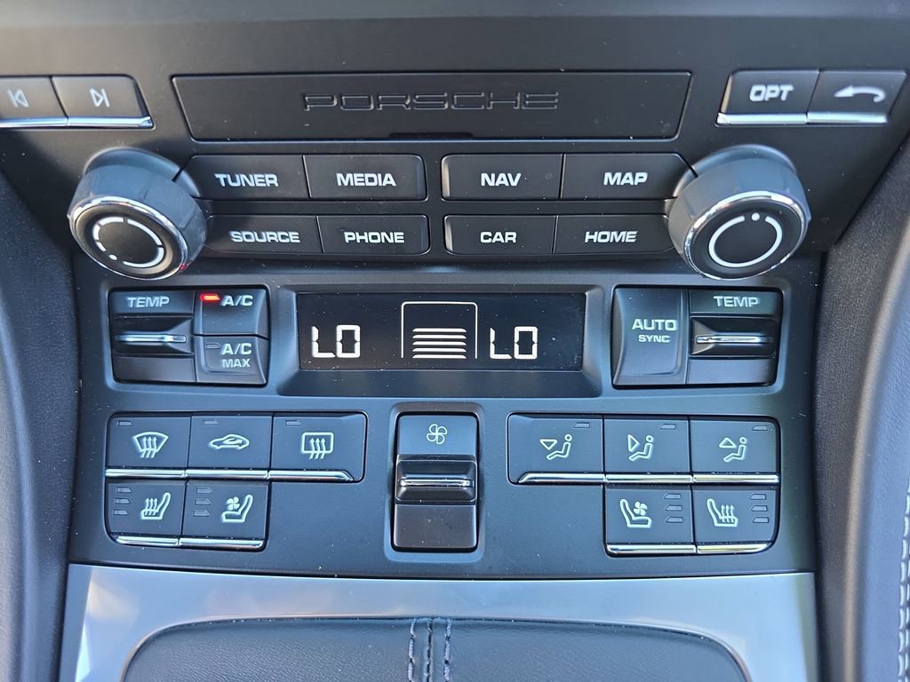 Used 2024 Porsche 718 Boxster S image 24