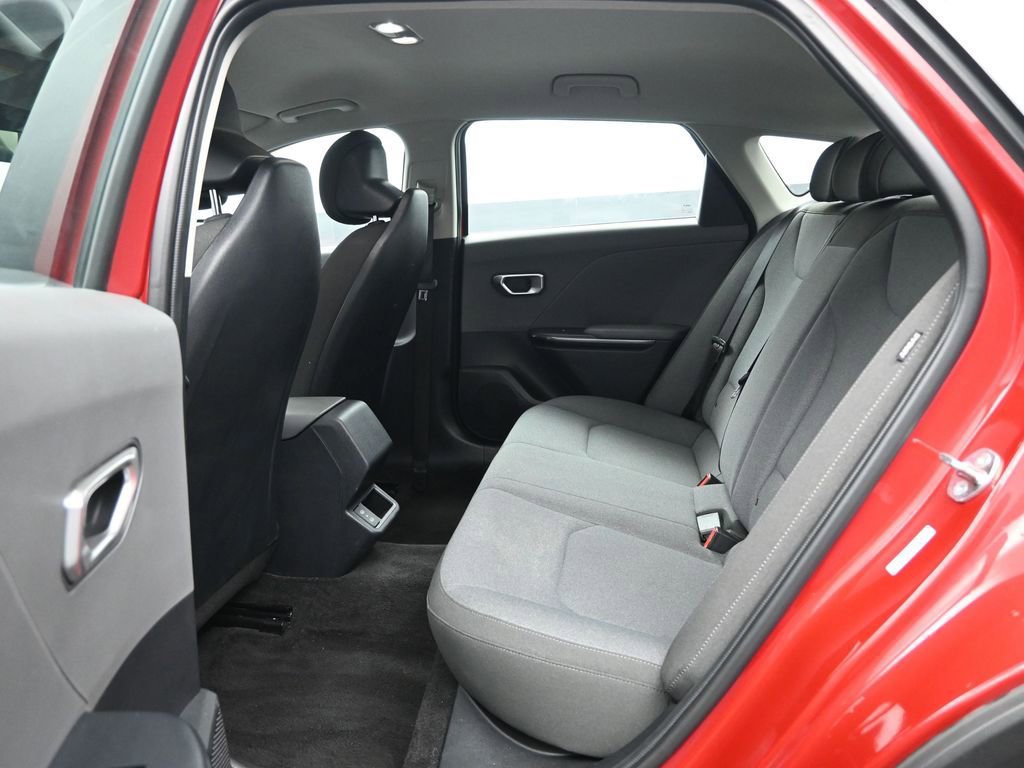 Used 2025 Kia K4 FWD image 27