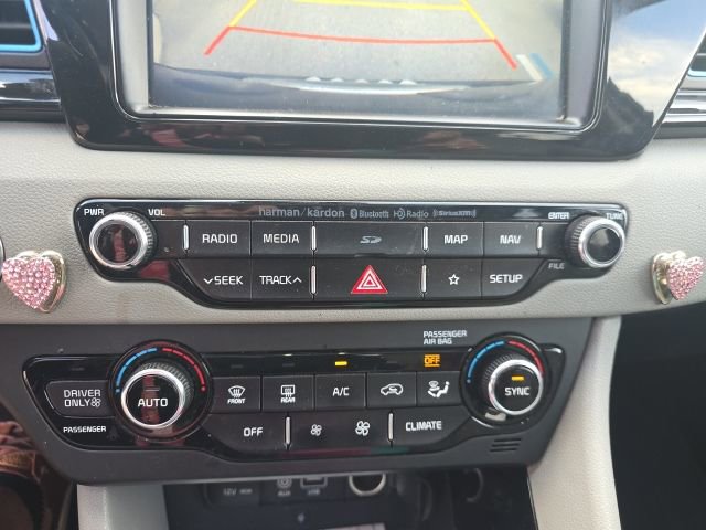 Used 2019 Kia Niro Touring FWD image 18