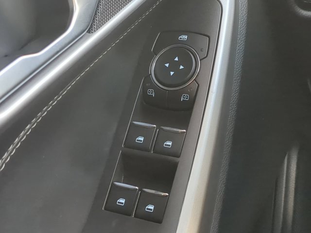 Used 2023 Ford Explorer XLT RWD image 30