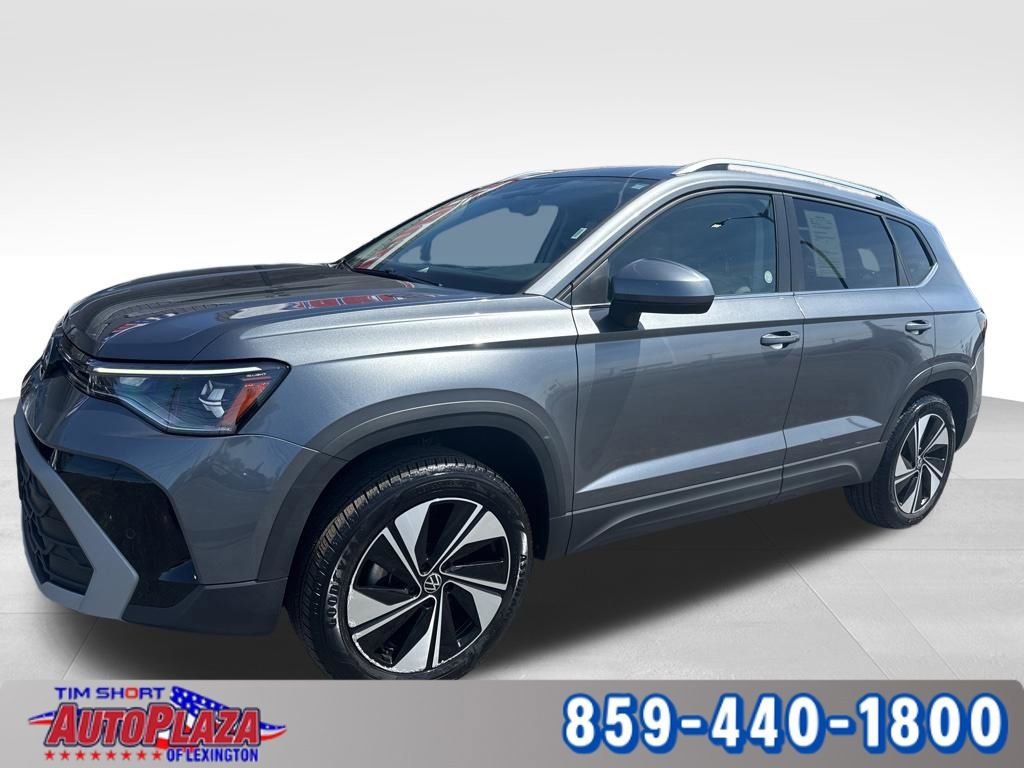 Used 2025 Volkswagen Taos SE AWD/4WD video 1
