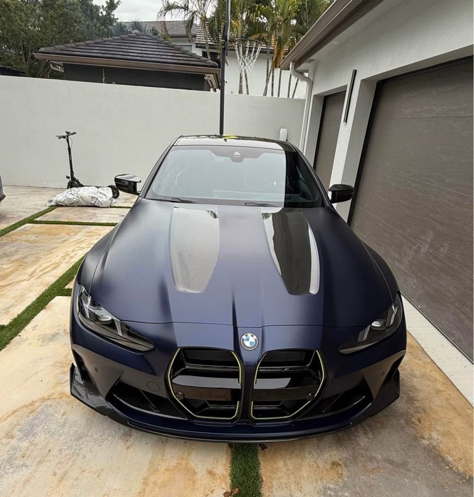 Used 2025 BMW M4 CS image 4
