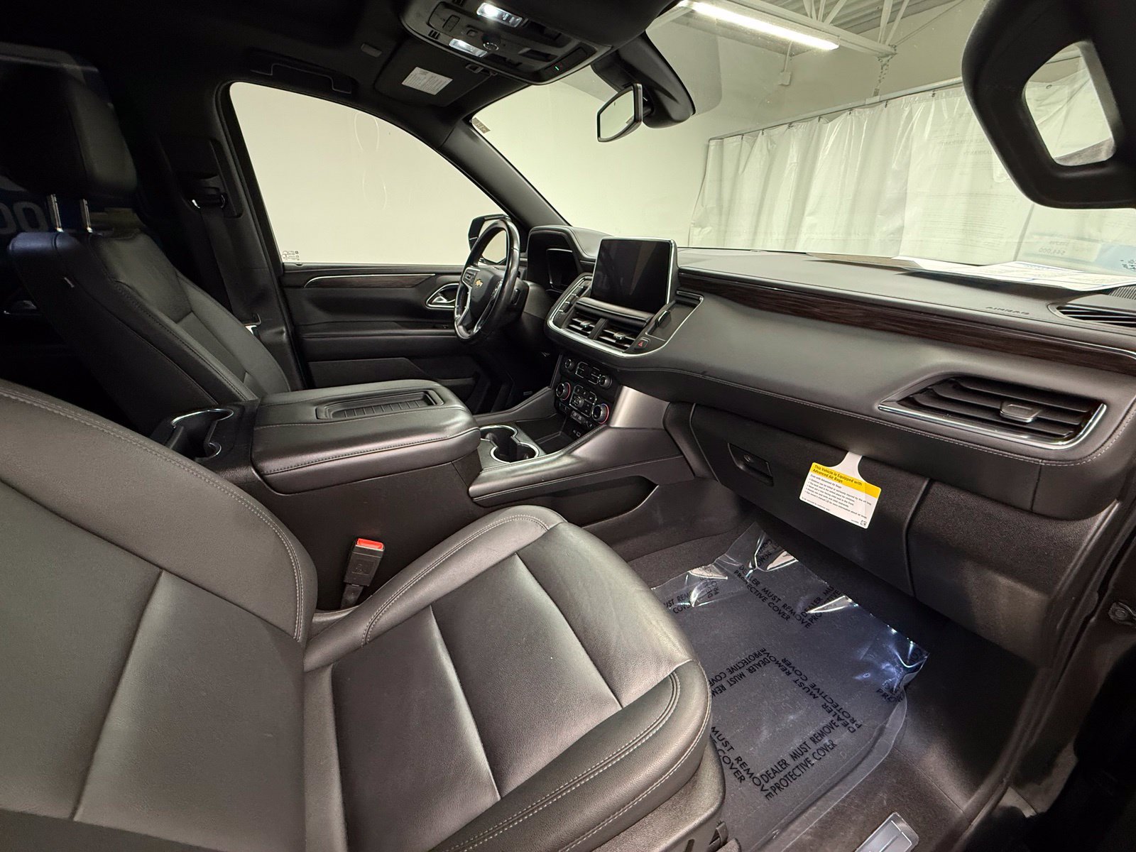 Used 2022 Chevrolet Tahoe LT w/ Max Trailering Package AWD/4WD image 9