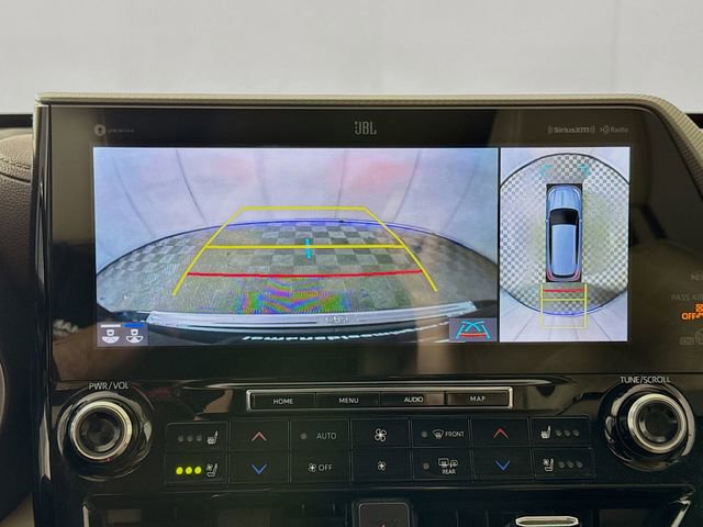 Used 2021 Toyota Highlander Platinum image 14