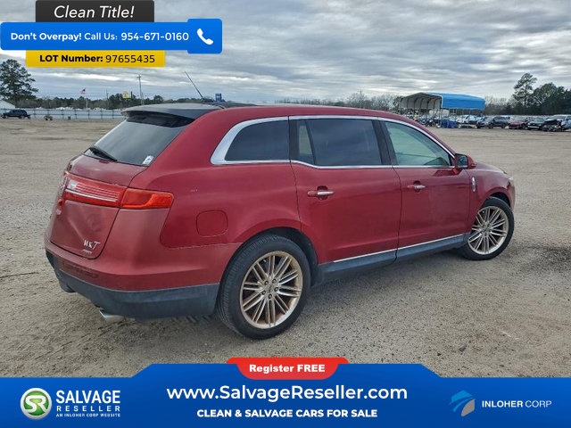 Used 2013 Lincoln MKT AWD image 4