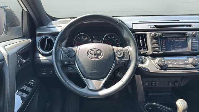 Used 2017 Toyota RAV4 SE AWD/4WD image 13