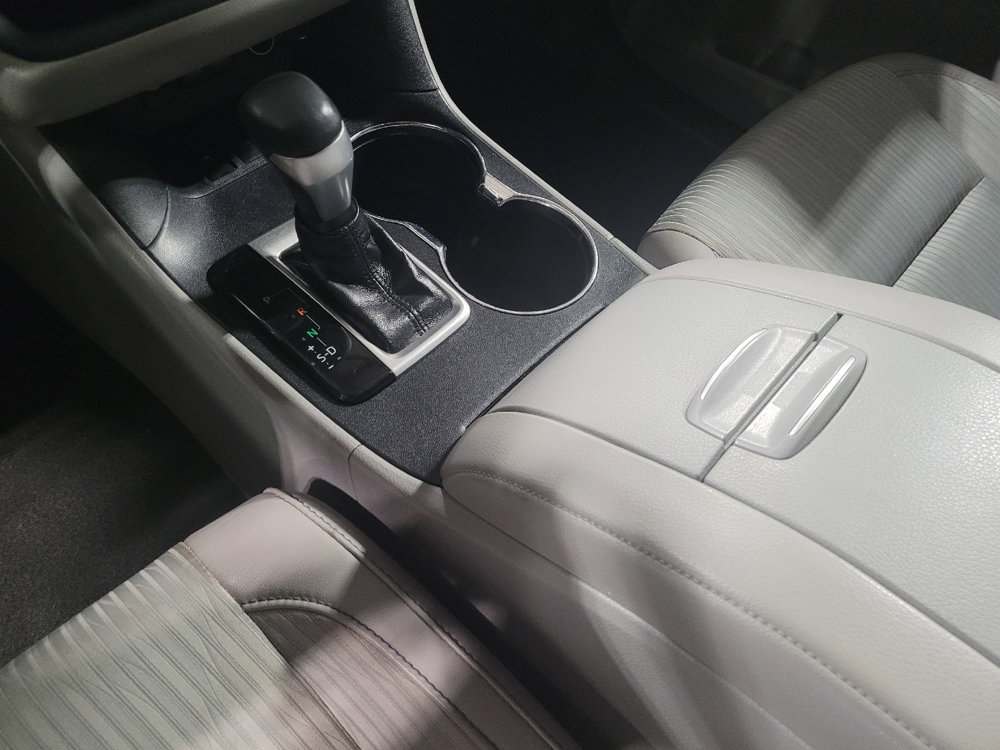 Used 2018 Toyota Highlander Plus image 26