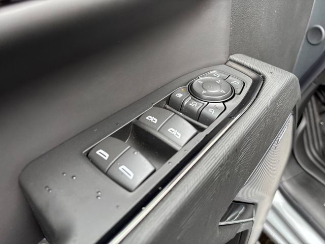 New 2026 GMC Sierra 2500 AT4X w/ LPO, Black Badging Package image 12