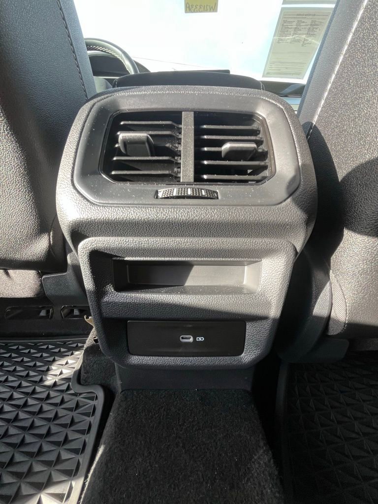 Certified 2025 Volkswagen Taos SEL AWD/4WD image 16
