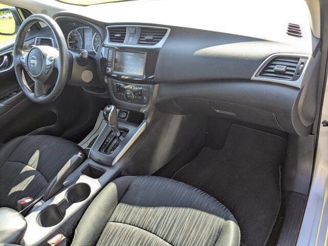 Used 2019 Nissan Sentra SV FWD image 34