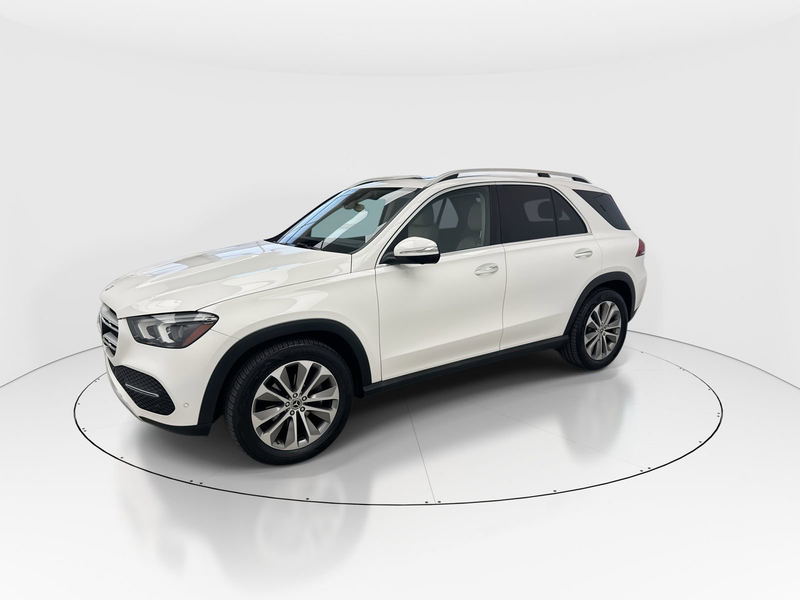 Used 2020 Mercedes-Benz GLE 350 4MATIC w/ Premium Package image 4