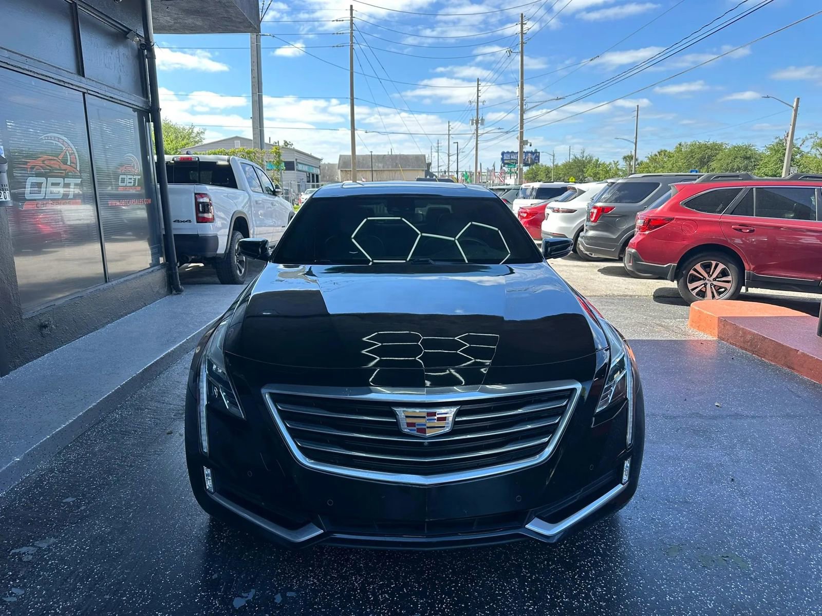 Used 2017 Cadillac CT6 Premium Luxury w/ Active Chassis Package AWD/4WD image 2