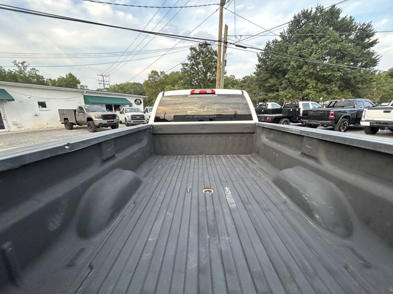 Used 2015 GMC Sierra 3500 SLT w/ Duramax Plus Package AWD/4WD image 8