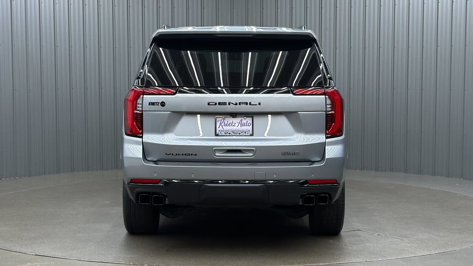Used 2025 GMC Yukon XL Denali w/ Sun & Power Step Package AWD/4WD image 4