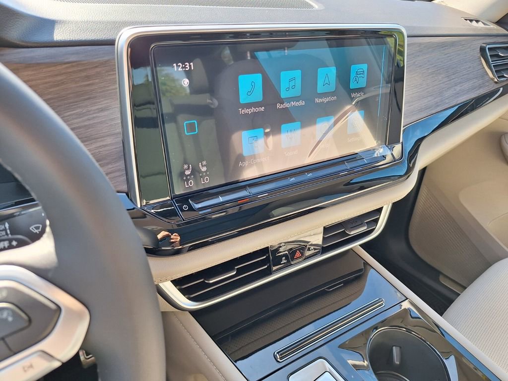 New 2026 Volkswagen Atlas SEL Premium R-Line image 14
