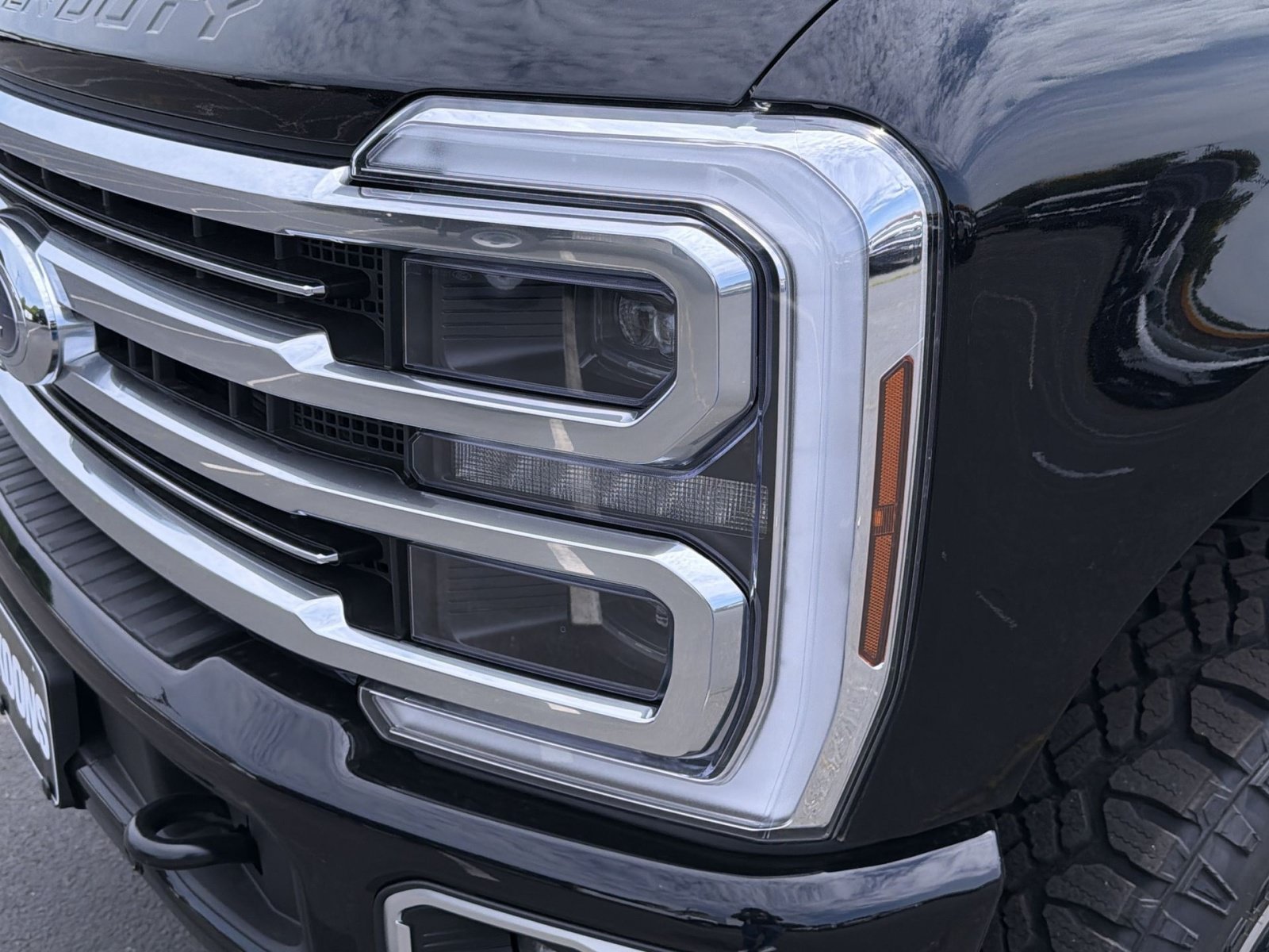 New 2026 Ford F350 Platinum w/ Platinum Plus Package AWD/4WD image 13