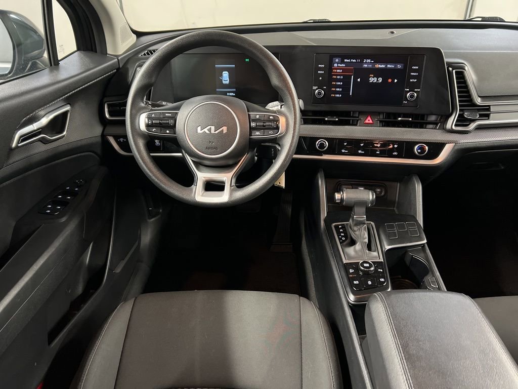 Used 2023 Kia Sportage LX image 8