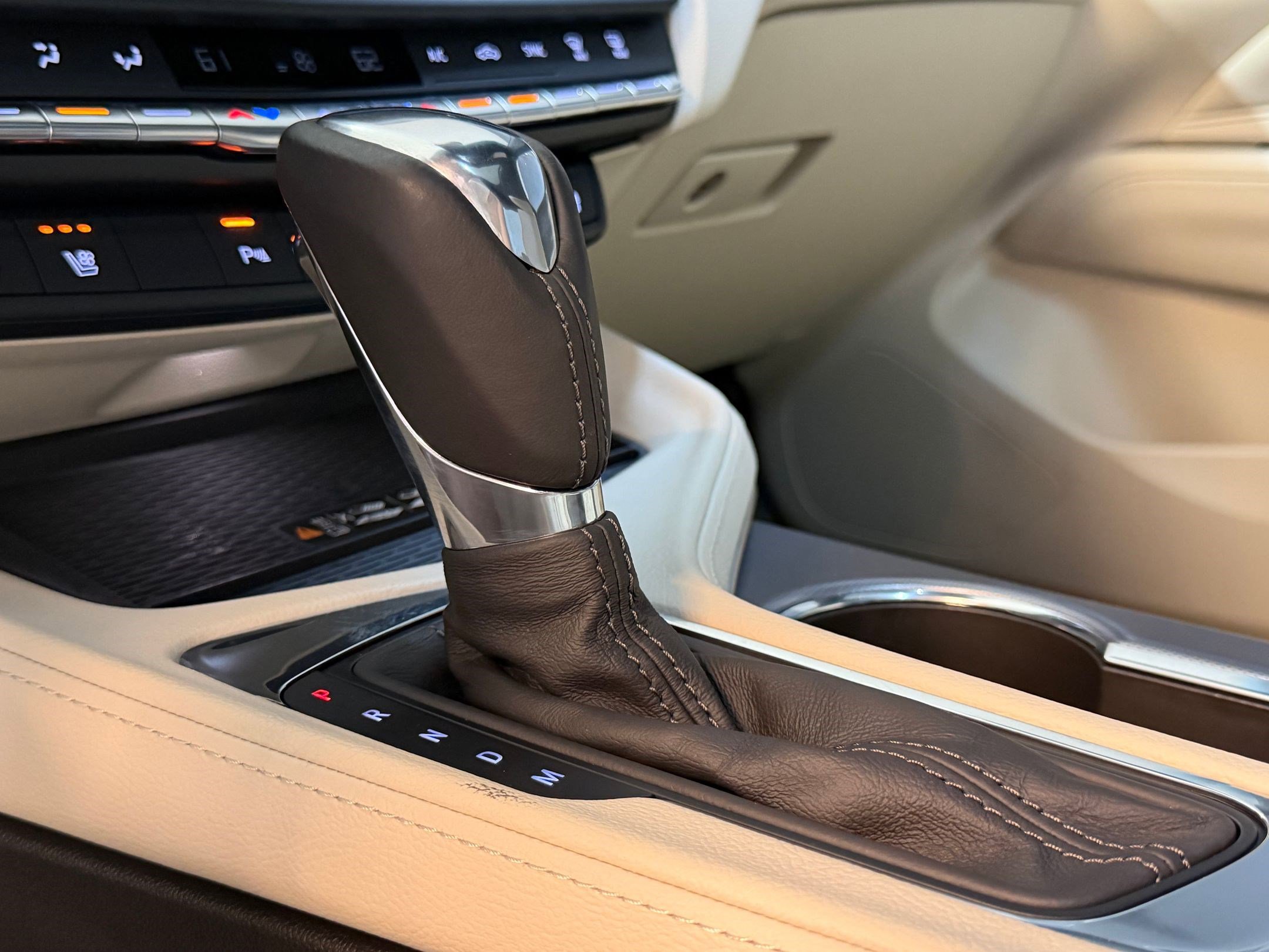 Certified 2025 Cadillac CT4 Premium Luxury RWD image 32