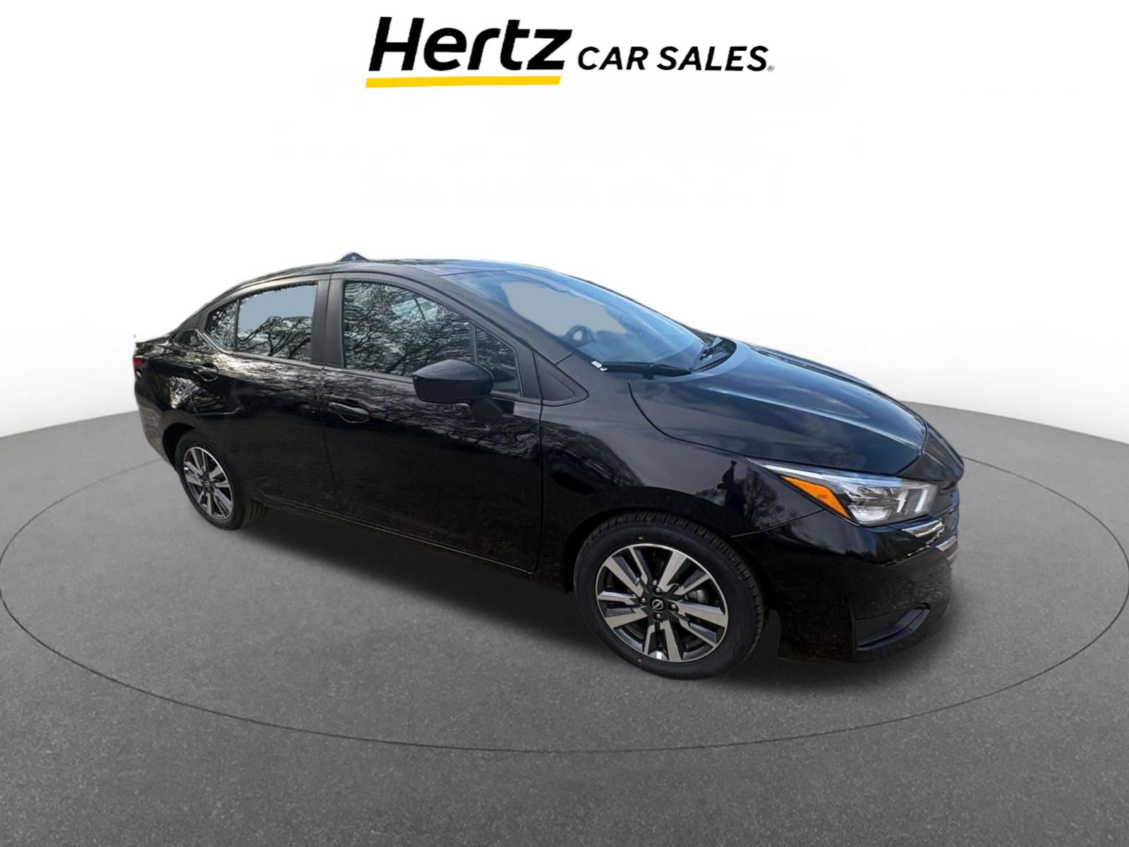 Used 2025 Nissan Versa SV FWD image 1