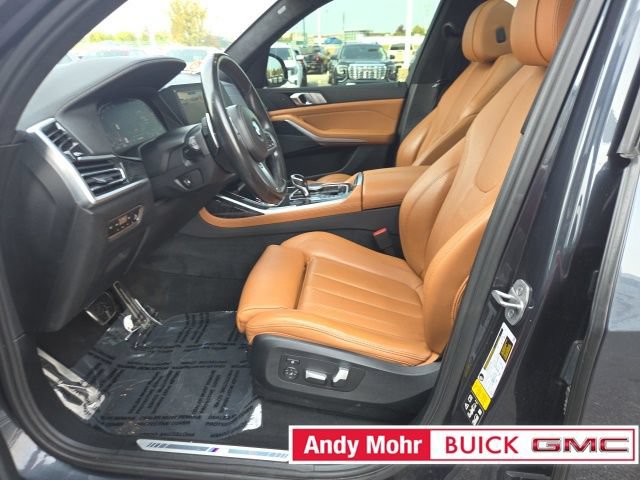 Used 2022 BMW X7 xDrive40i w/ M Sport Package AWD/4WD image 27