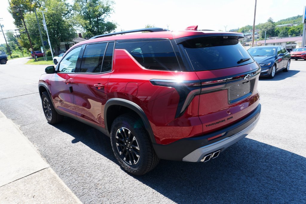 New 2026 Chevrolet Traverse Z71 w/ Driver Confidence Package image 4
