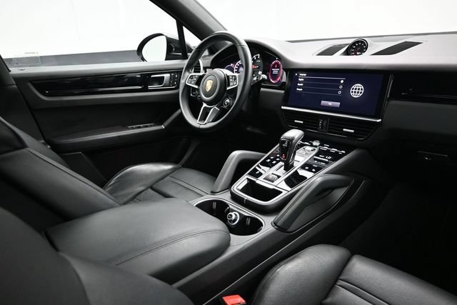 Used 2023 Porsche Cayenne Coupe w/ Premium Package AWD/4WD image 15