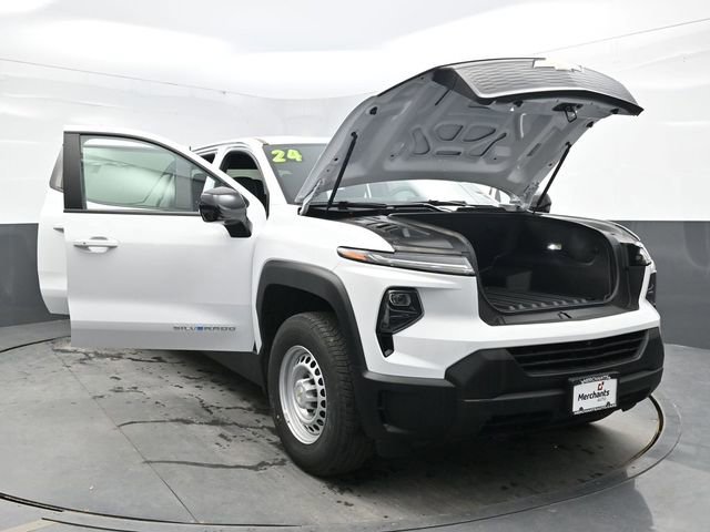 Used 2024 Chevrolet Silverado EV W/T AWD/4WD image 37