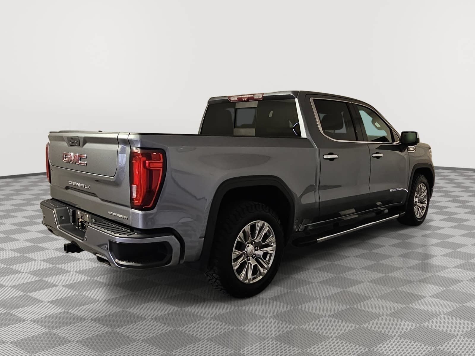 Used 2020 GMC Sierra 1500 Denali w/ Technology Package AWD/4WD image 8