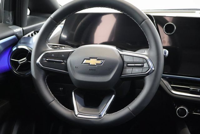 New 2026 Chevrolet Equinox EV LT FWD image 15
