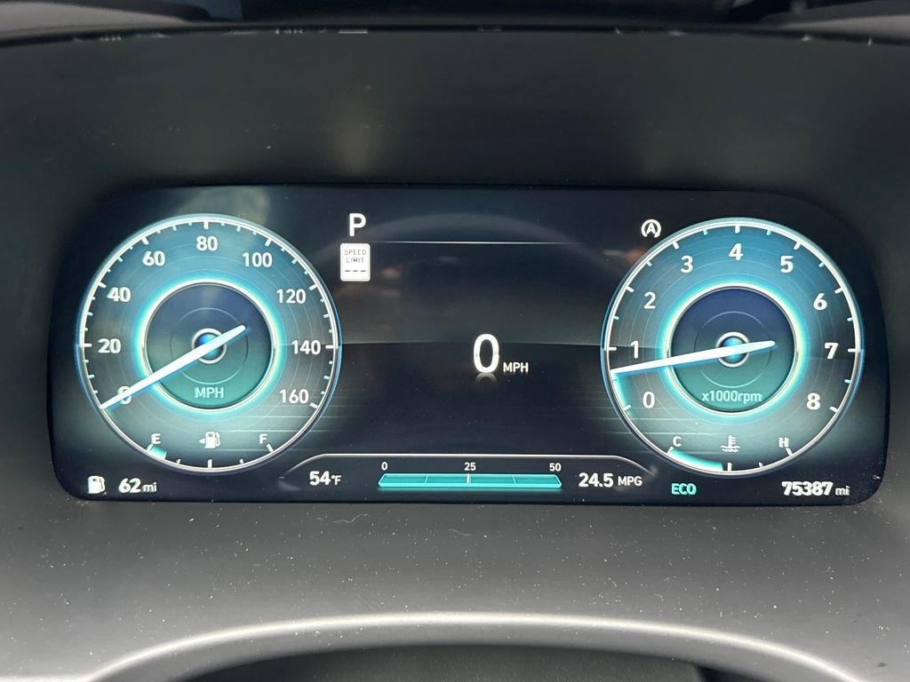 Used 2023 Hyundai Palisade Limited w/ Winter Package image 19