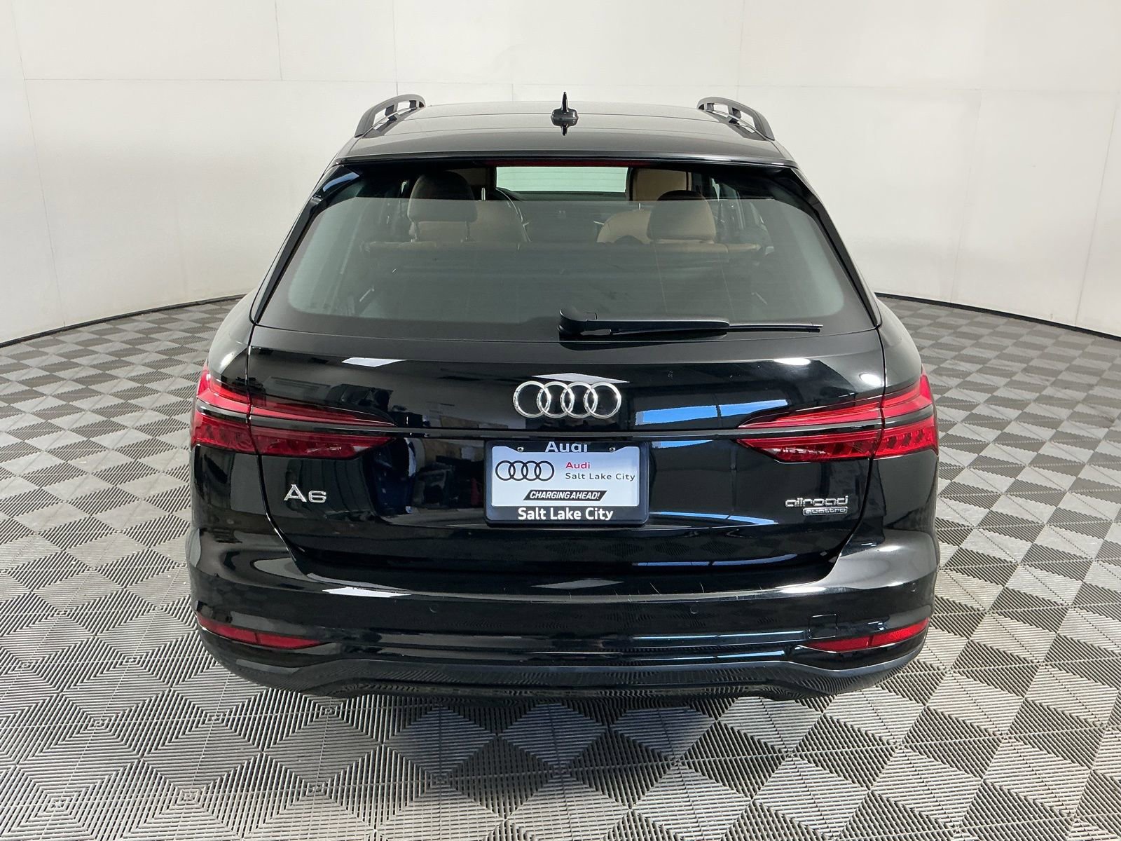 Used 2024 Audi A6 Premium Plus image 7