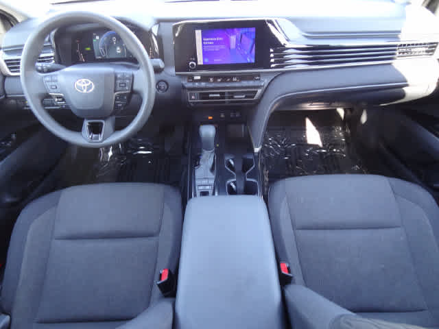 Used 2025 Toyota Camry LE FWD image 10