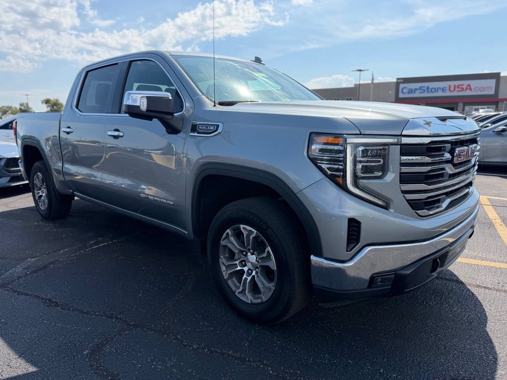 Used 2025 GMC Sierra 1500 SLT AWD/4WD image 1